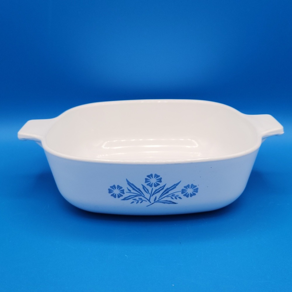 Vintage Corning Ware Corn Flower Casserole Dish P-1-B